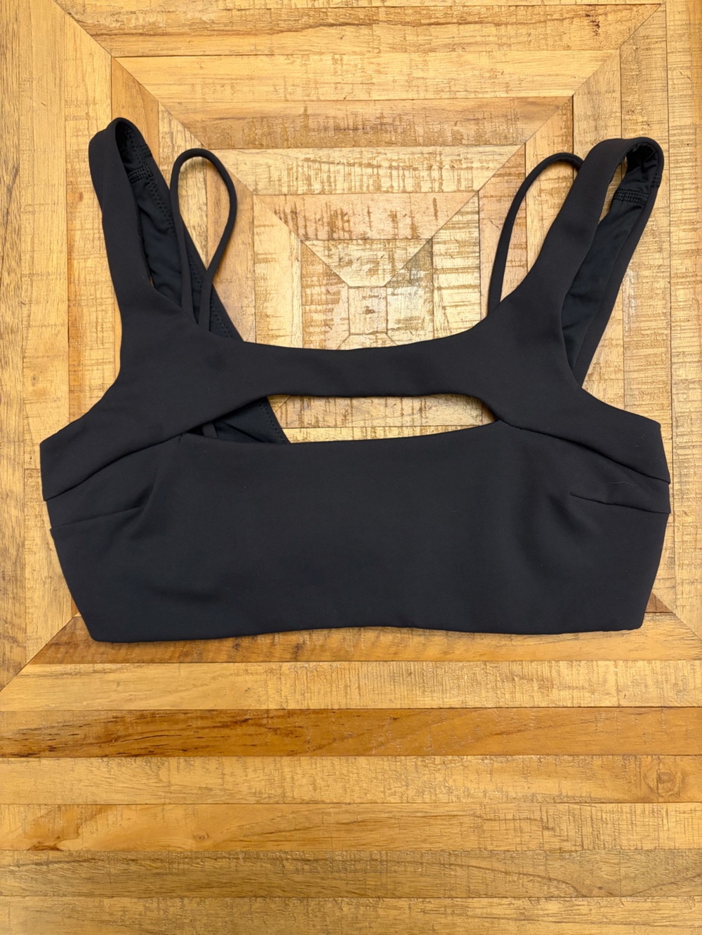 lululemon athletica Black Cutout Sports Bra Size 8